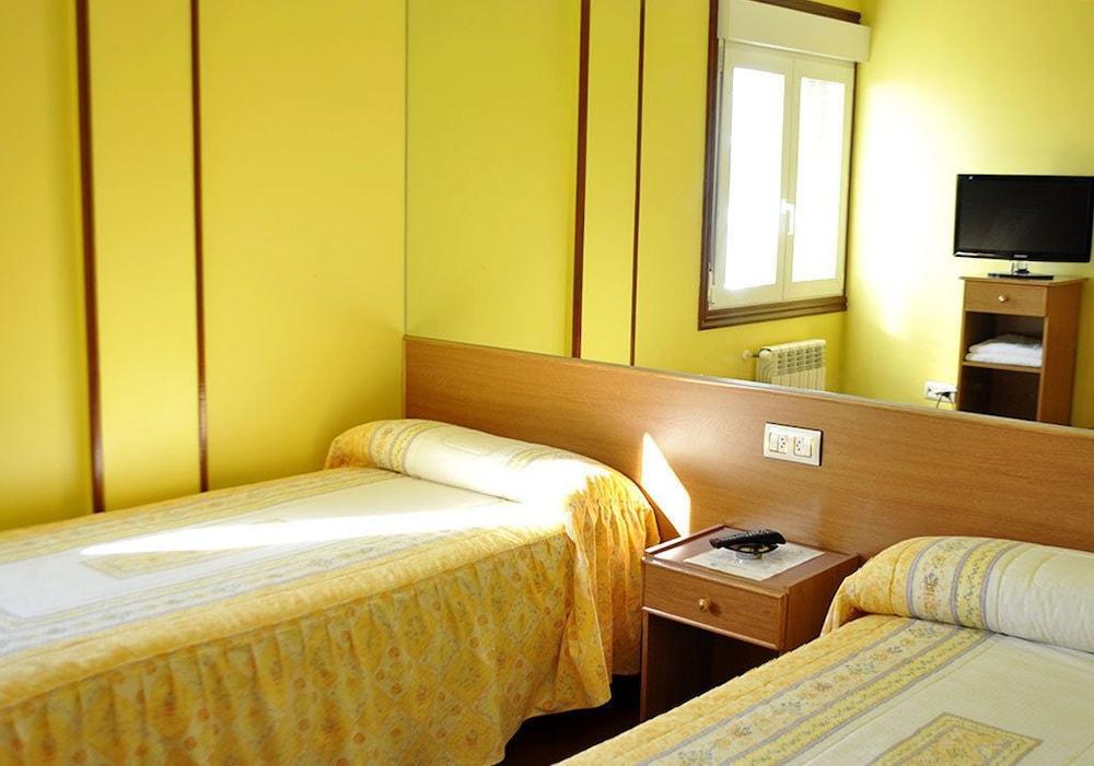 Hostal Residencia Bahia Laxe Eksteriør bilde