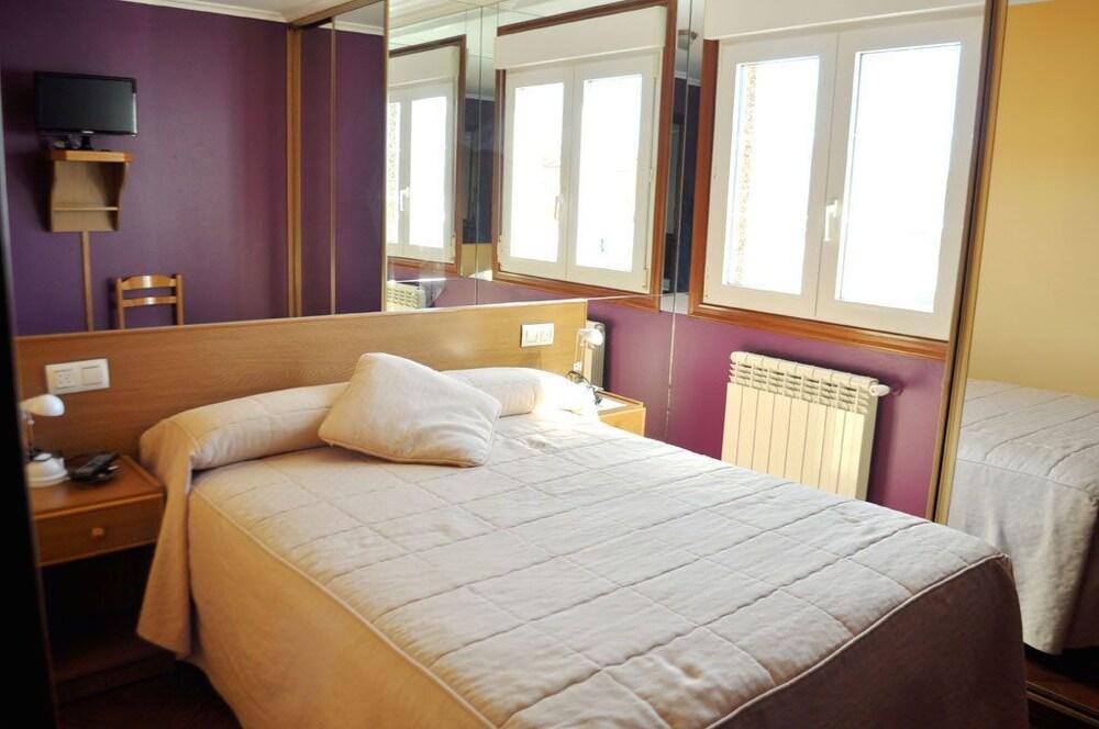 Hostal Residencia Bahia Laxe Eksteriør bilde